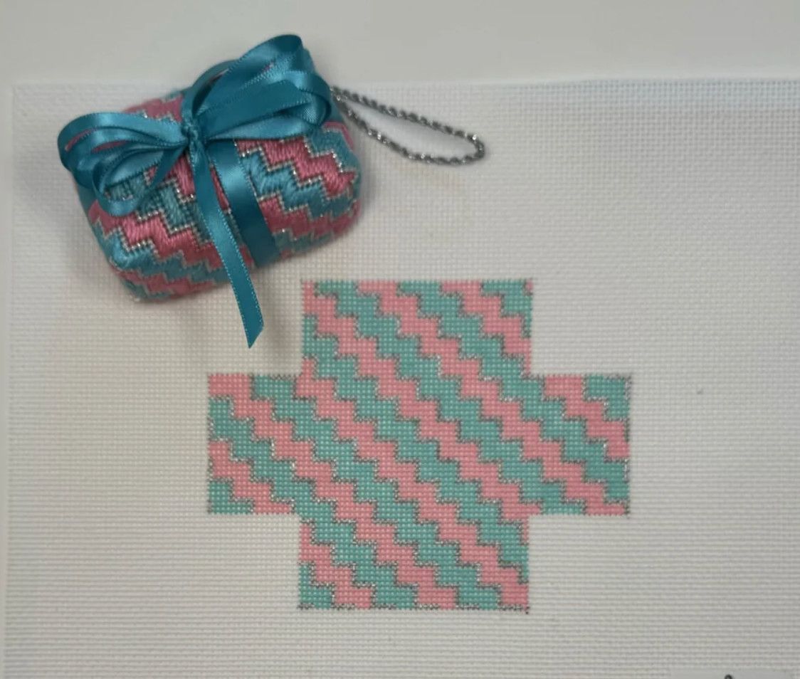 108-V Pink and Aqua Byzantine 3D Package