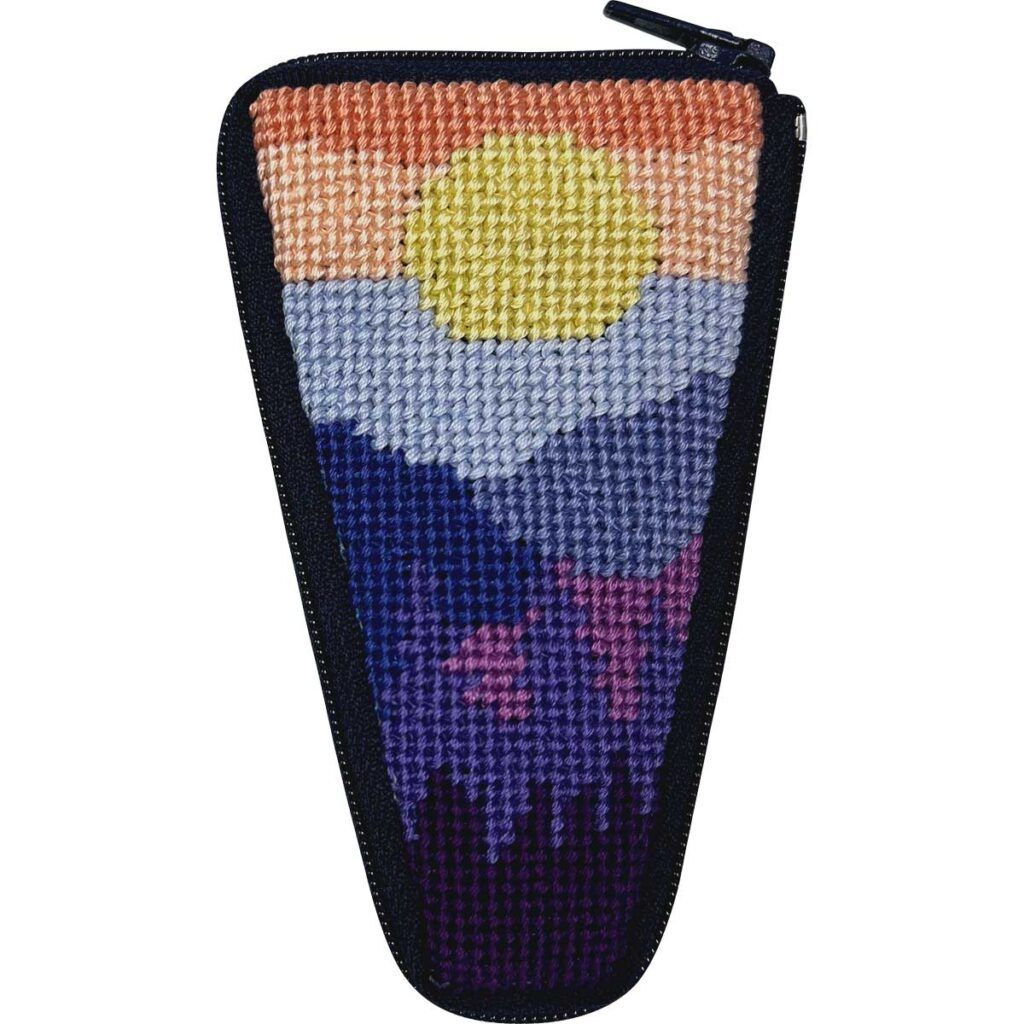 SZ937: Mountain View Scissor Case