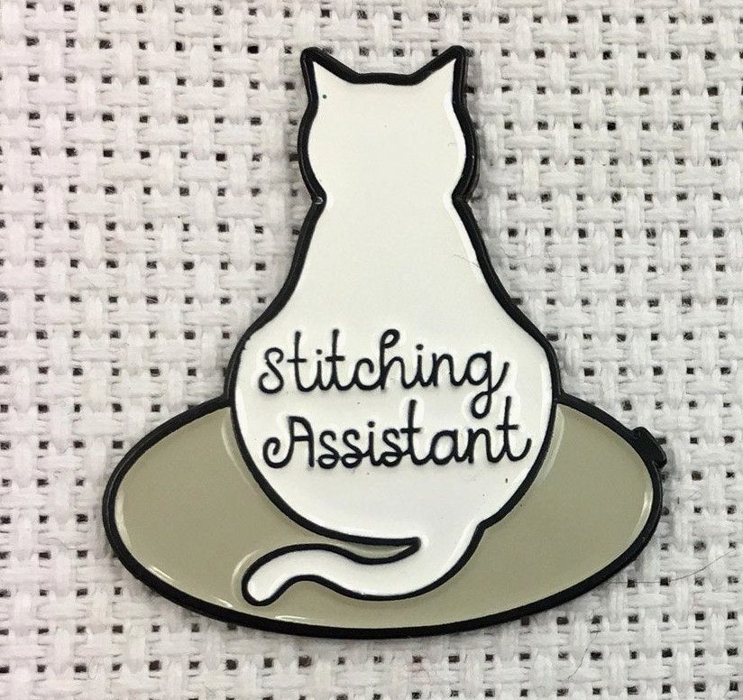 Stitching Assistant Needle Minder-White