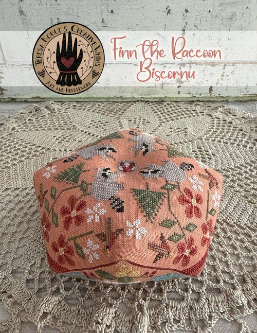XS389: Finn Raccoon Biscornu