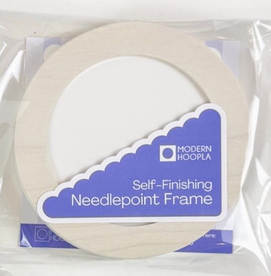 4" Round Self-Finishing Frame: White