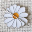 Daisy Needle Minder