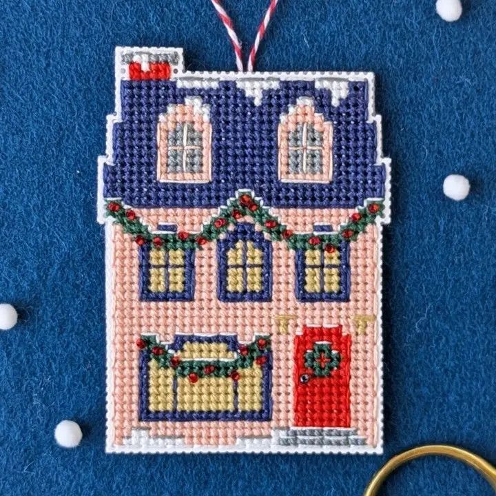 Holiday Homes: Cottage Cross Stitch Kit