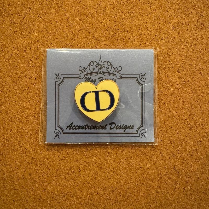Christian Dior Style Needle Minder