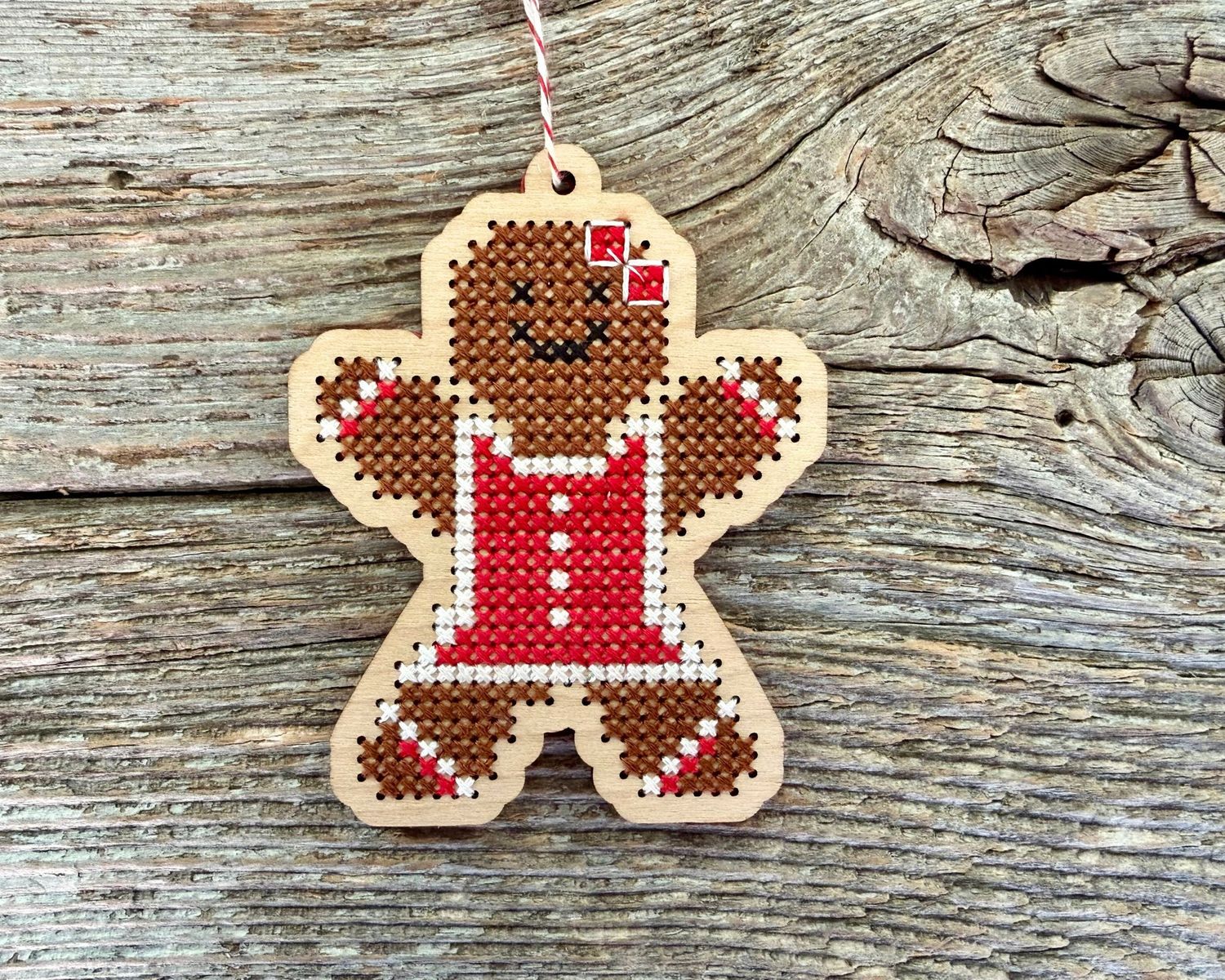 Gingerbread Girl Ornament Kit