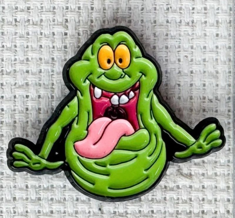 Green Ghost Needle Minder
