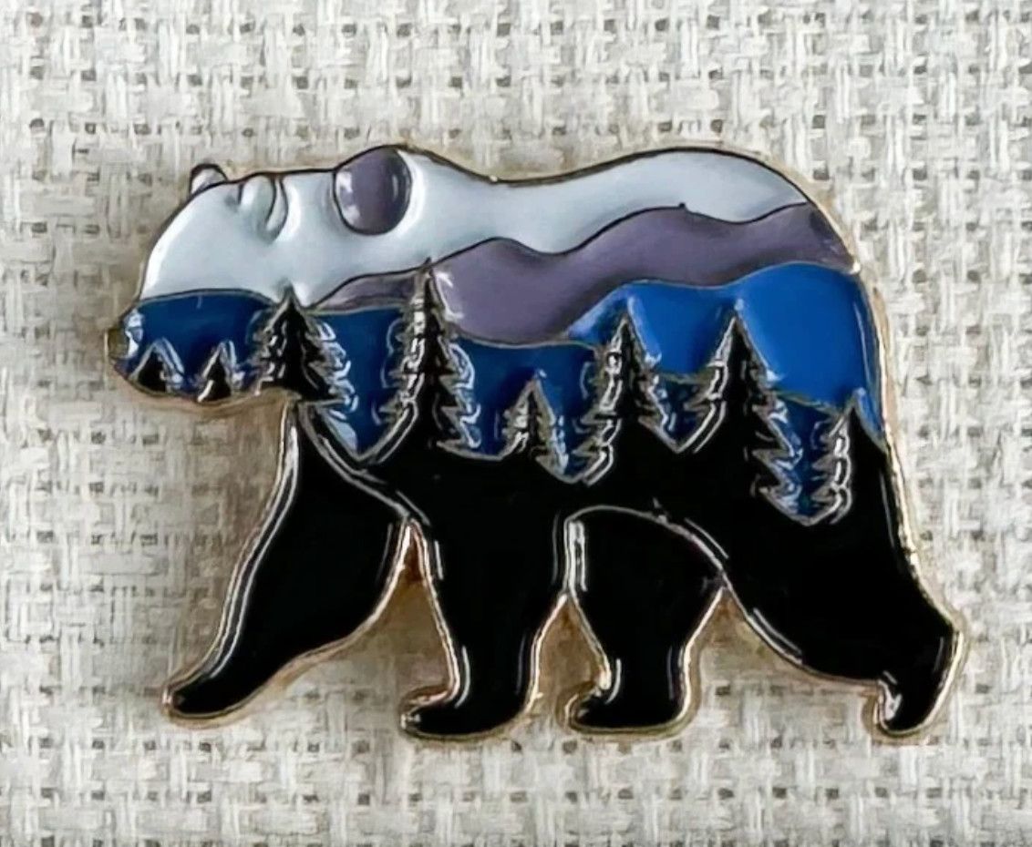 Mountain Bear Needle Minder