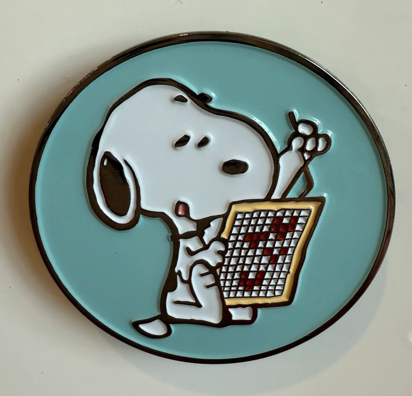 Snoopy Loves Needlepoint Needle Minder