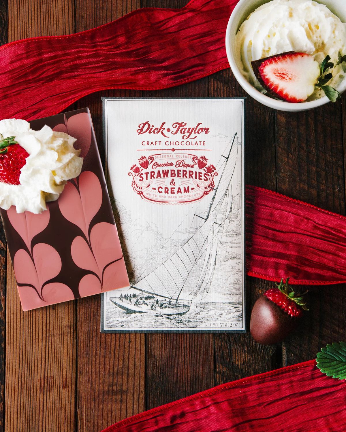 Dick Taylor Craft Chocolate - Strawberries &amp; Cream