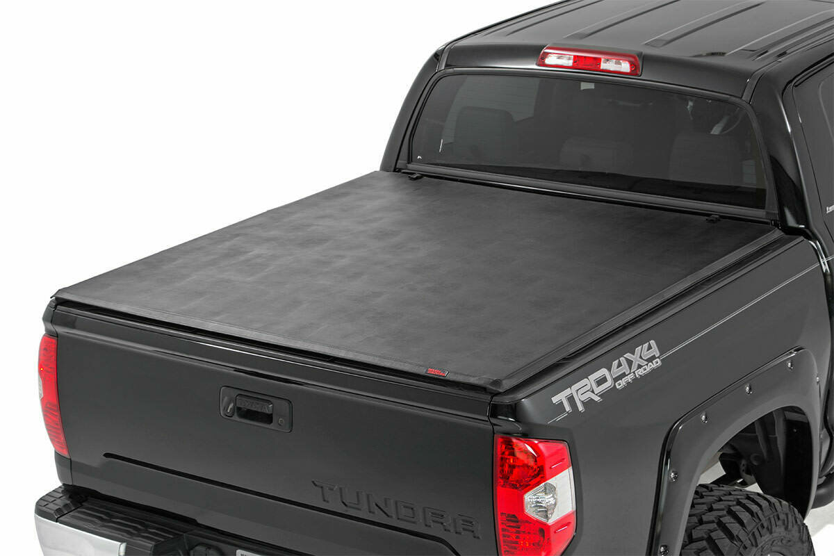 Toyota Soft Tri-Fold Bed Cover (14-19 Tundra - 6' 5" Bed w/o Cargo Mgmt)