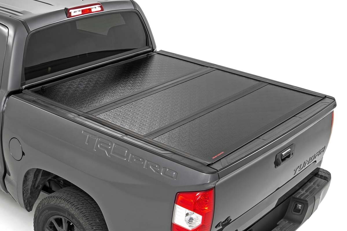 Hard Low Profile Bed Cover | 5'7" Bed | Toyota Tundra (07-21)