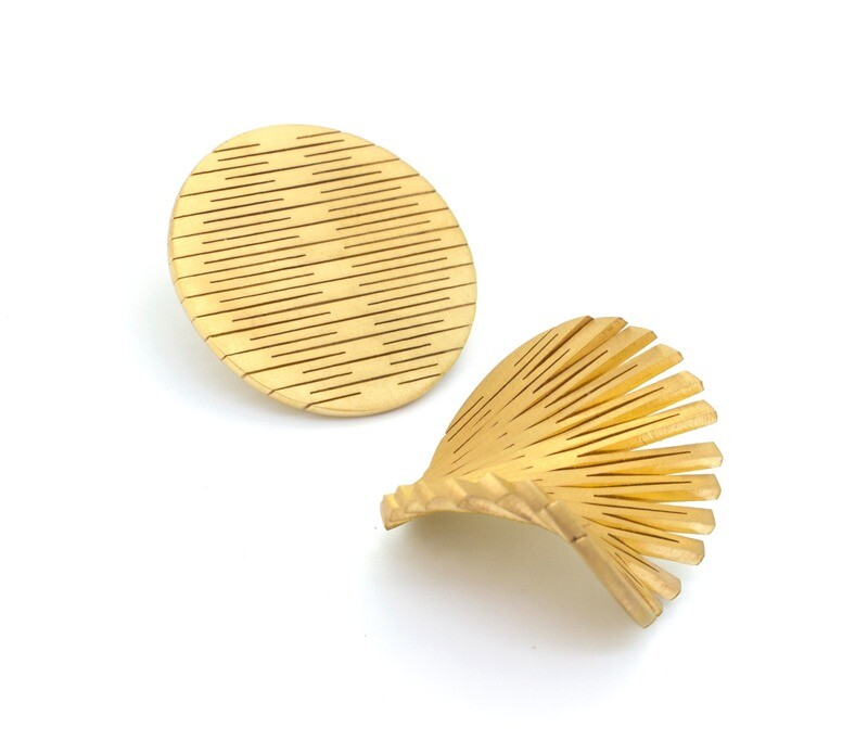 LIQUIFY classic circle Medium earrings