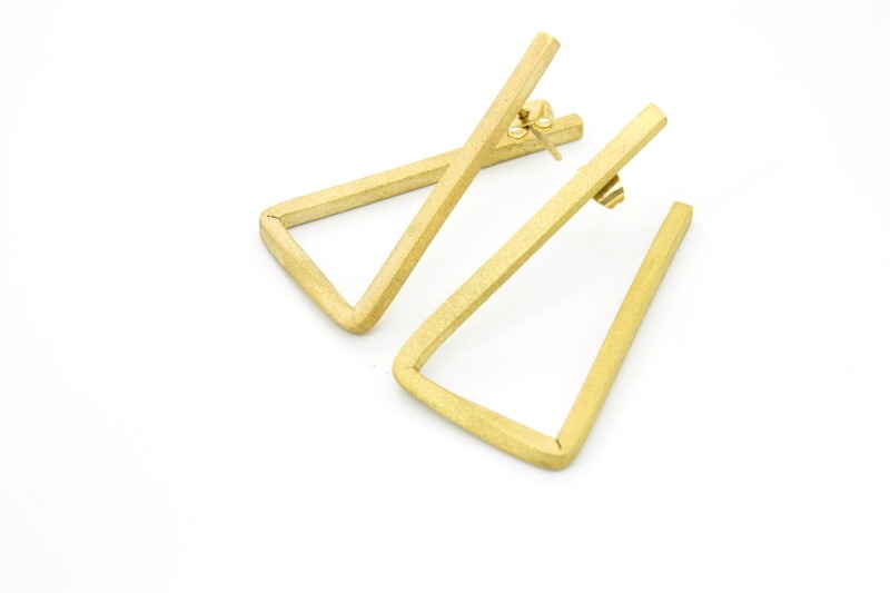 HOOPS -Triangle Earrings-