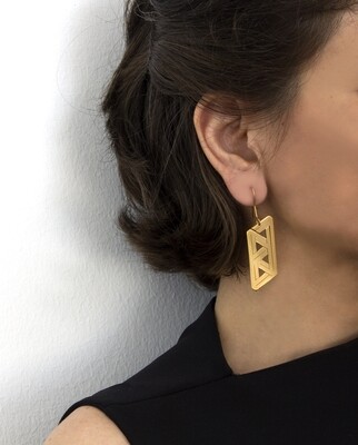THE IMPOSSIBLE 4 triangle hanging earrings