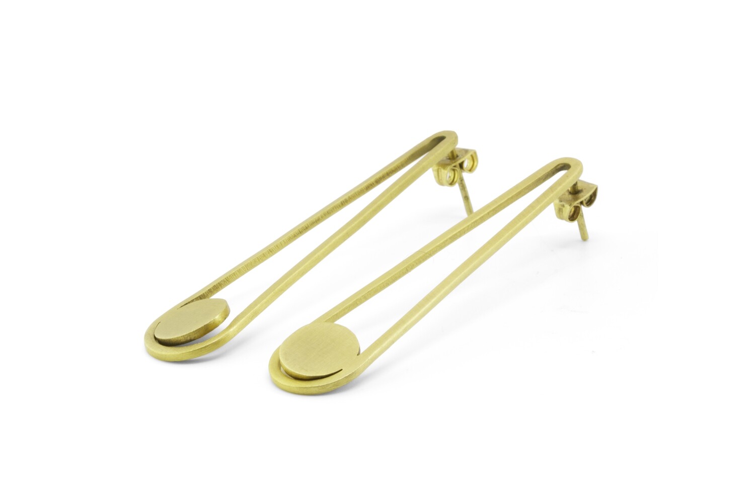 CUT OUT - circle earrings -