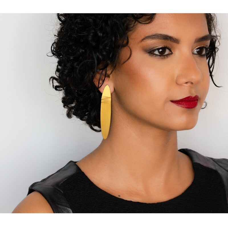 LIQUIFY -ONE- oval earrings