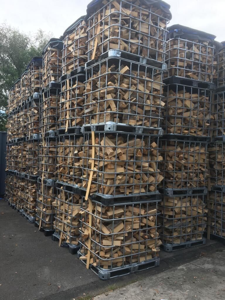 Kaminholz - Buchenholz - Ofenholz - Brennholz