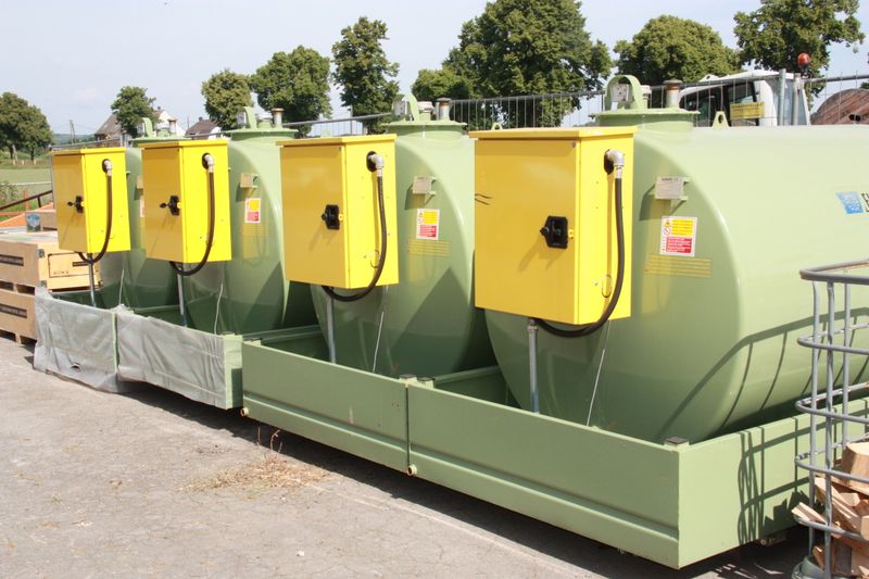 Emiliana Serbatoi Hoftankstelle Dieseltank 3000 Liter TF3/50