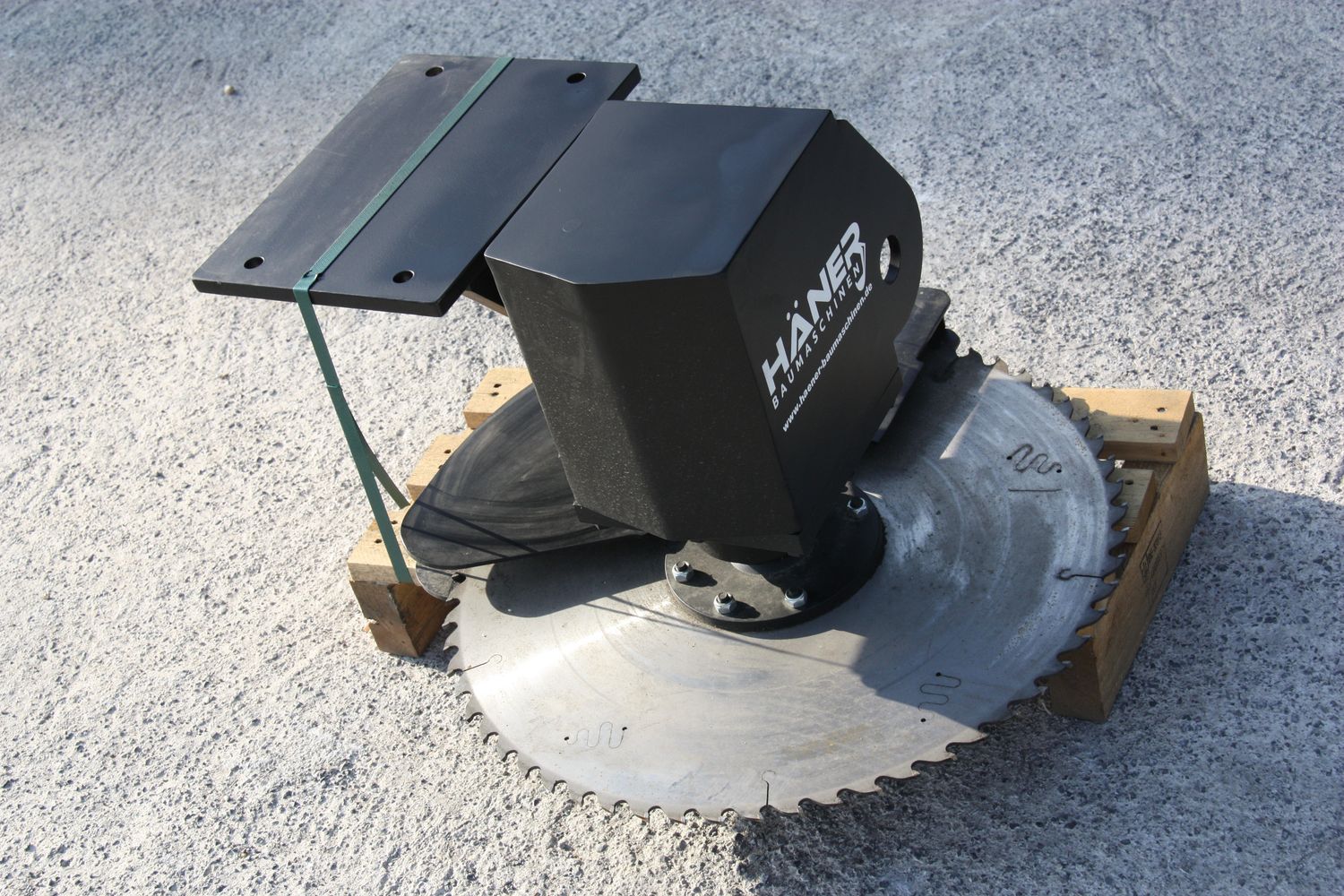 Astsäge Baumsäge Häner HAS600 Kreissäge Bagger