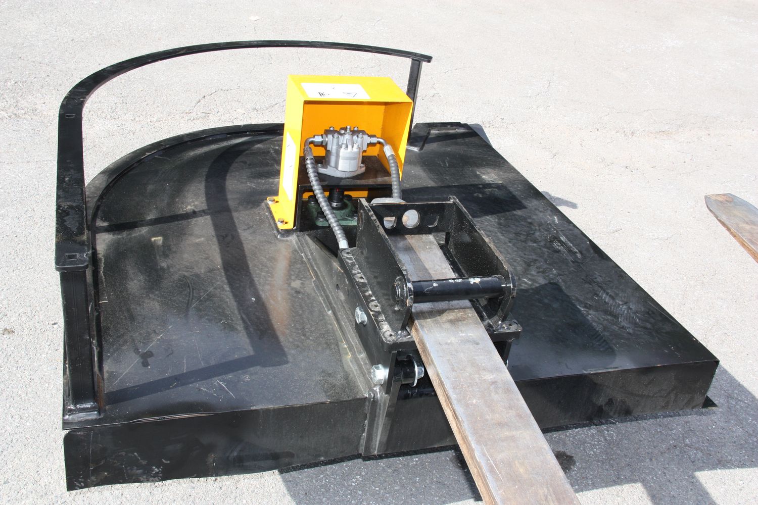 Freischneider für Baggeranbau hydraulisch 135 cm MS01