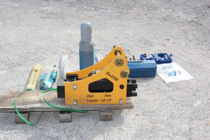 Hydraulikhammer Abbruchhammer 0,8 - 1,5 Tonnen Bagger