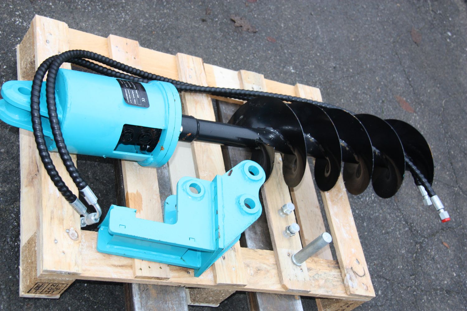 Erdbohrer für 600 kg - 2 T Minibagger 20 cm Durchmesser Erdbohrer für 600 kg - 2 T Minibagger 20 cm Durchmesser