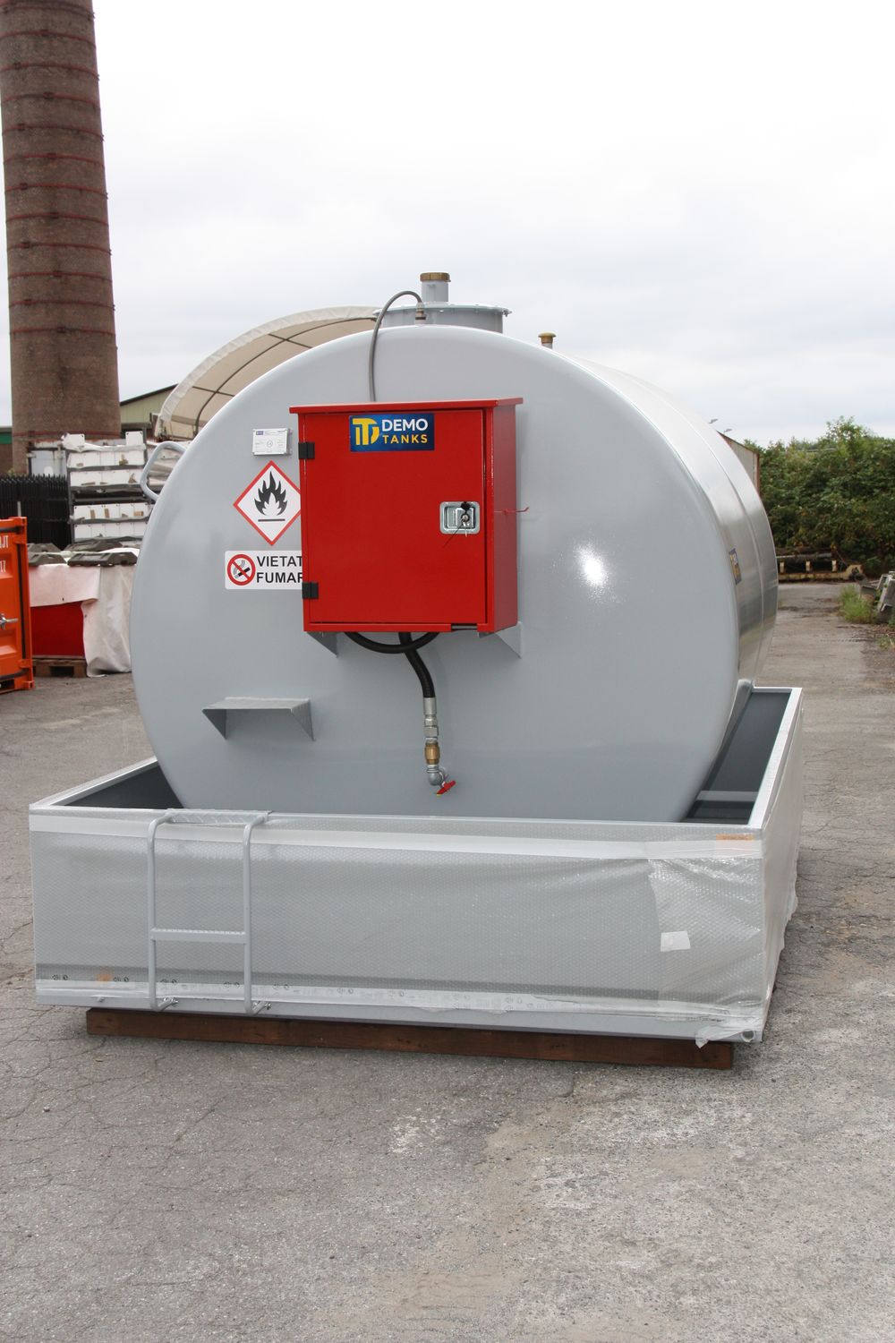 TANX Hoftankstelle Dieseltank 9000 Liter TANX Hoftankstelle Dieseltank 9000 Liter