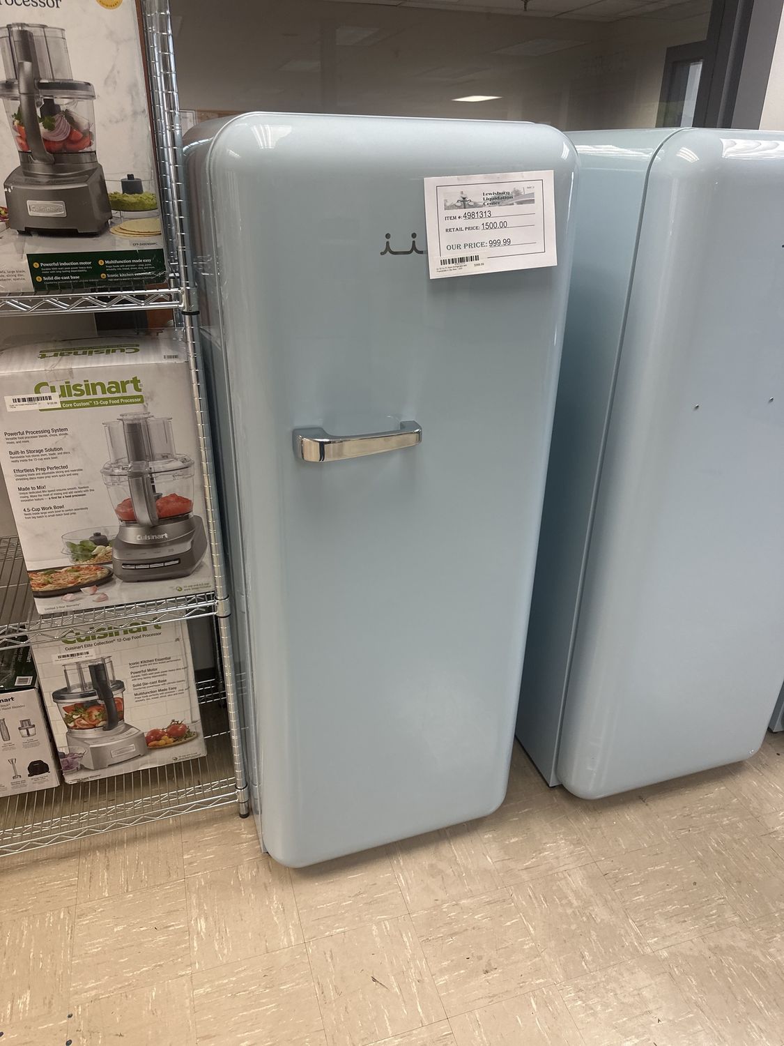 iio 10 Cu. Ft. Retro Refrigerator with Freezerette in Sky Blue