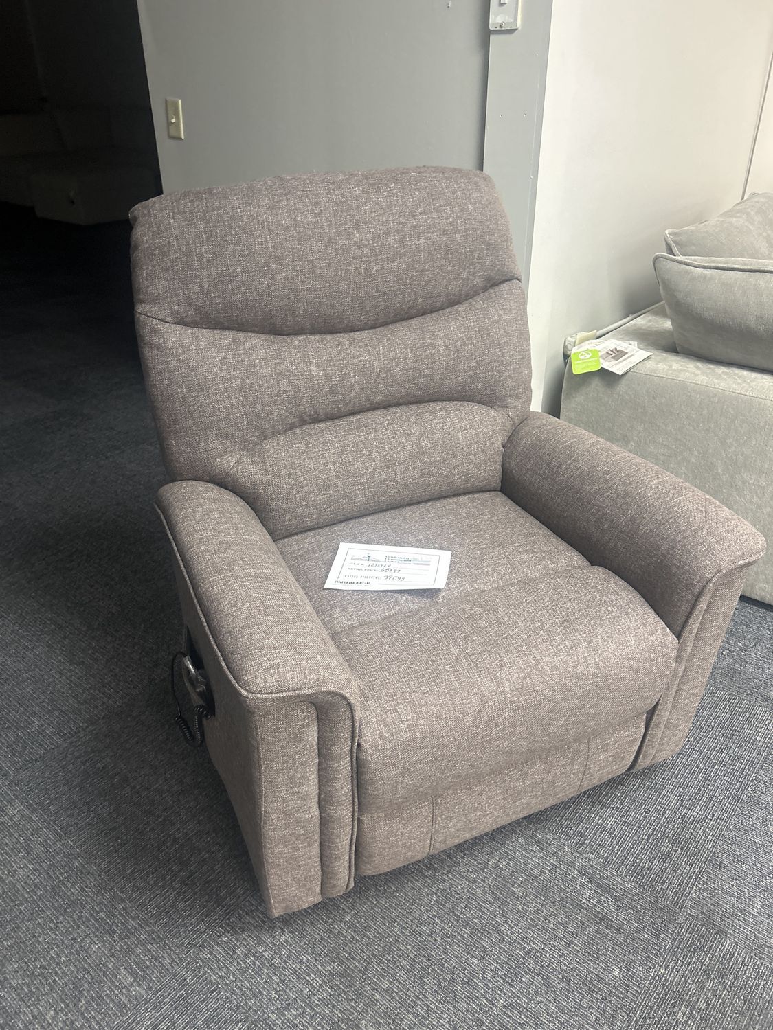 THOMAS LIFT CHAIR BROWN - 2