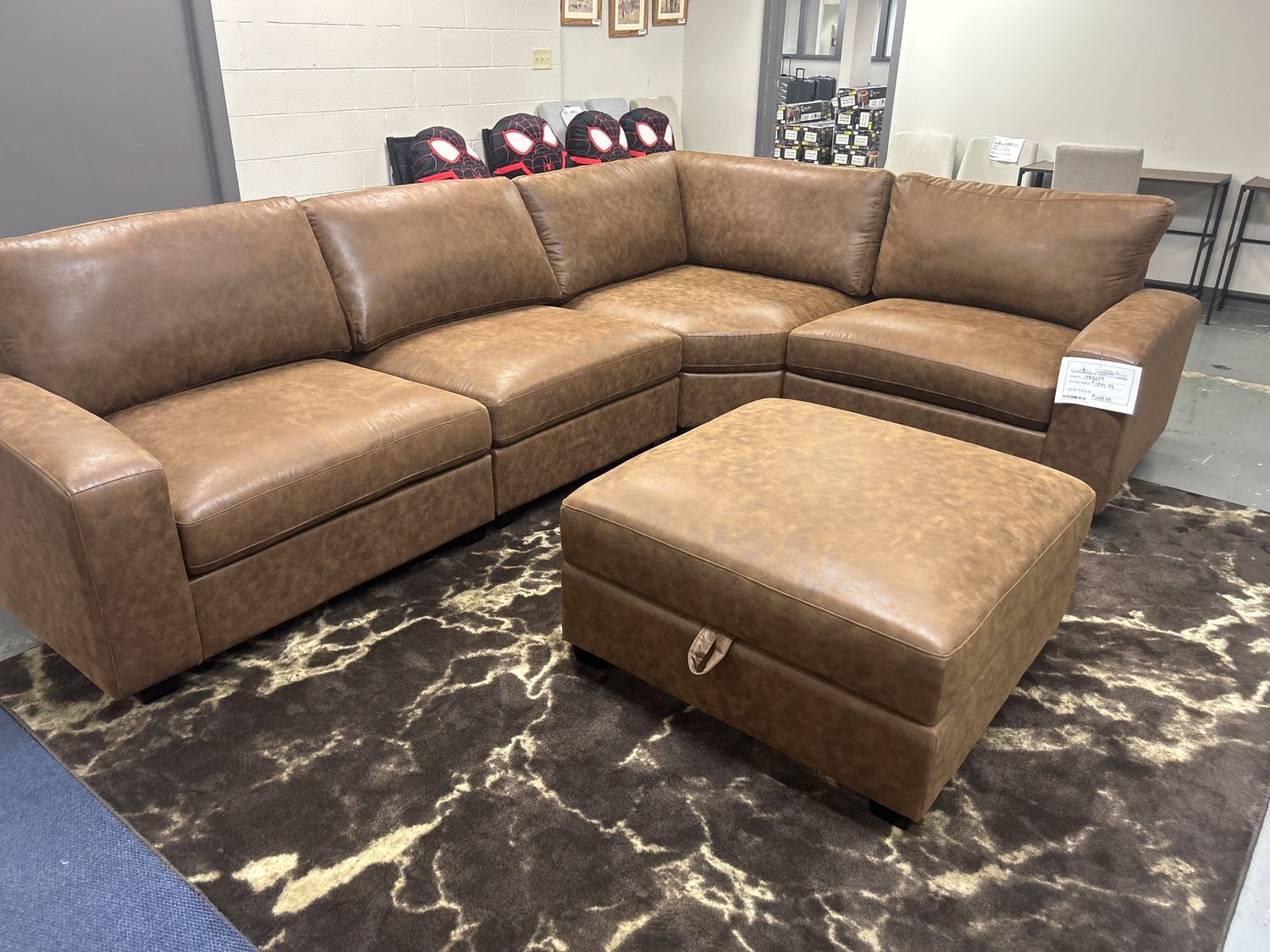 LEON FABRIC SECTIONAL W/