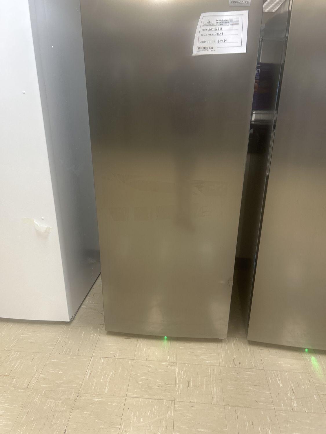 Frigidaire 16 cu ft Upright Freezer