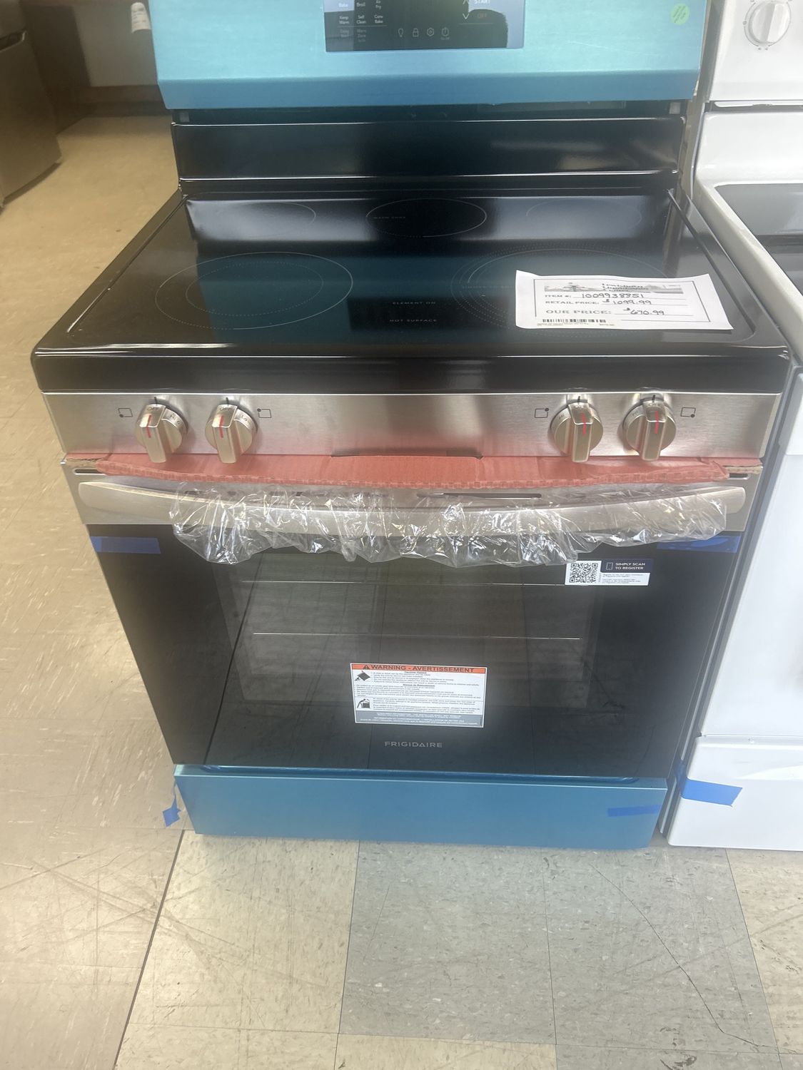 Frigidaire 30&quot; Electric Range with Air Fry