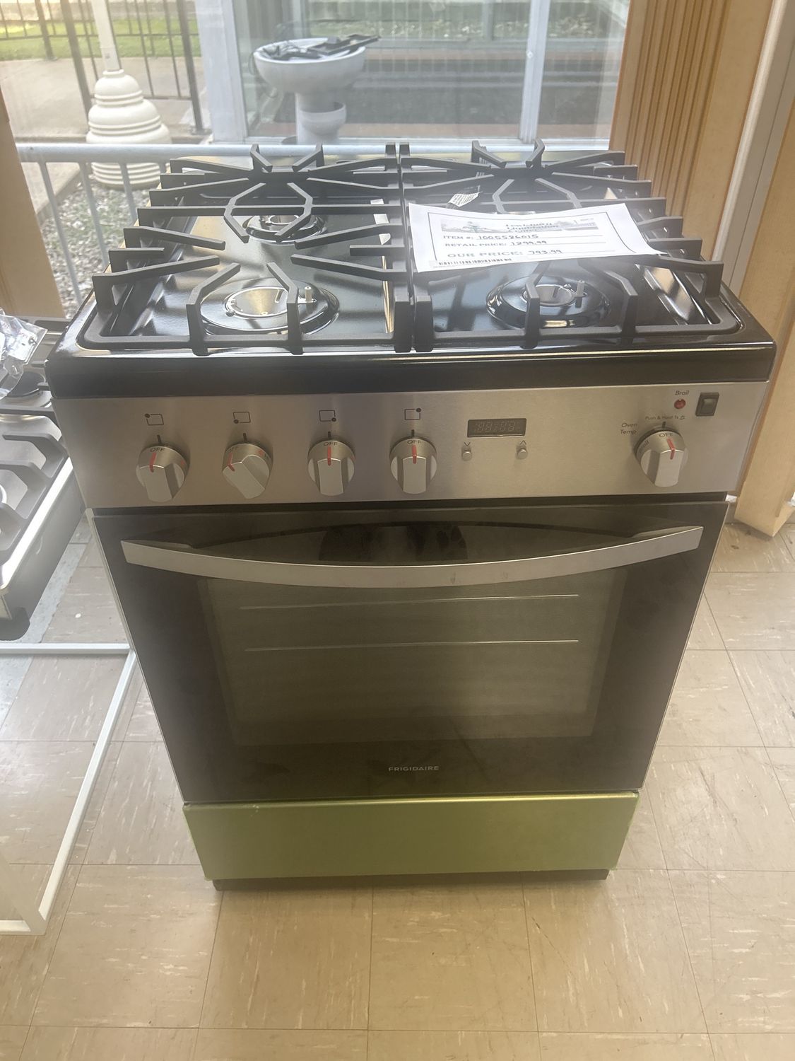 Frigidaire 24&quot; Freestanding Gas Range