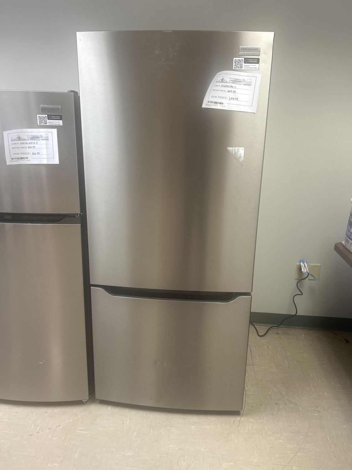 Frigidaire Gallery 20.3 Cu. Ft. Standard-Depth Bottom Freezer Refrigerator - 1