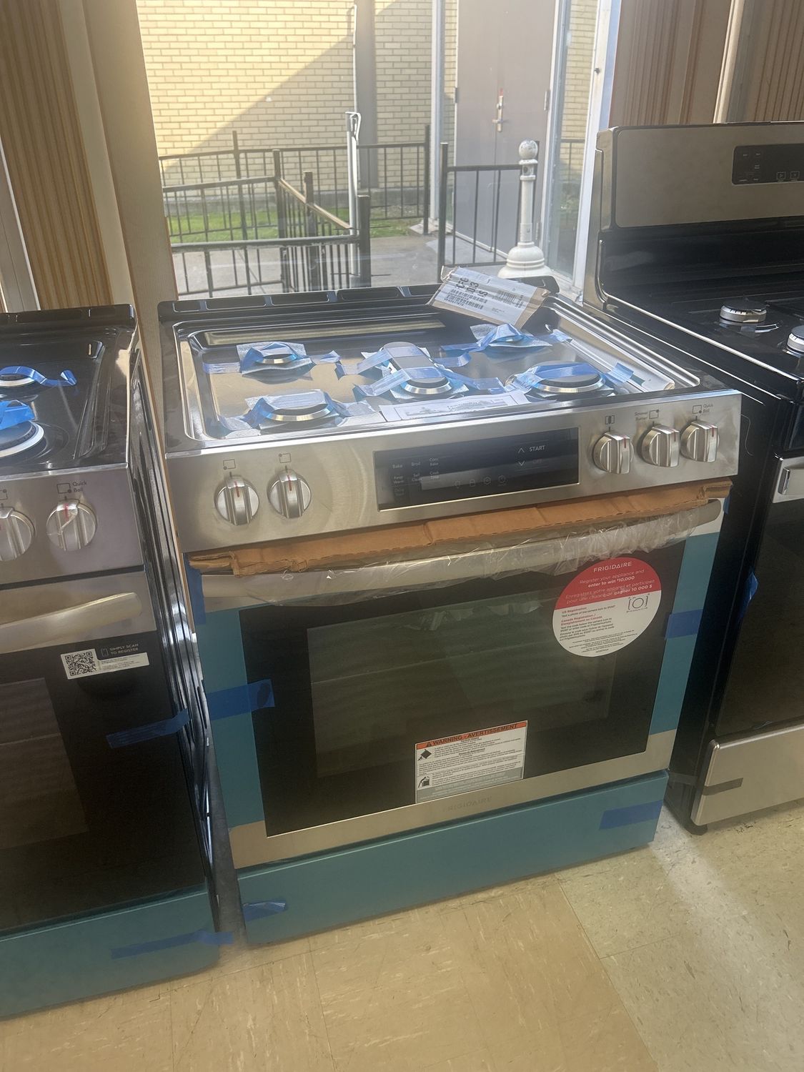 Frigidaire 30&quot; Gas Range