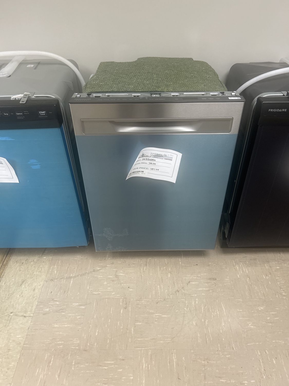 Frigidaire Gallery 24&quot; Stainless Steel Tub Built-In Dishwasher with CleanBoost
