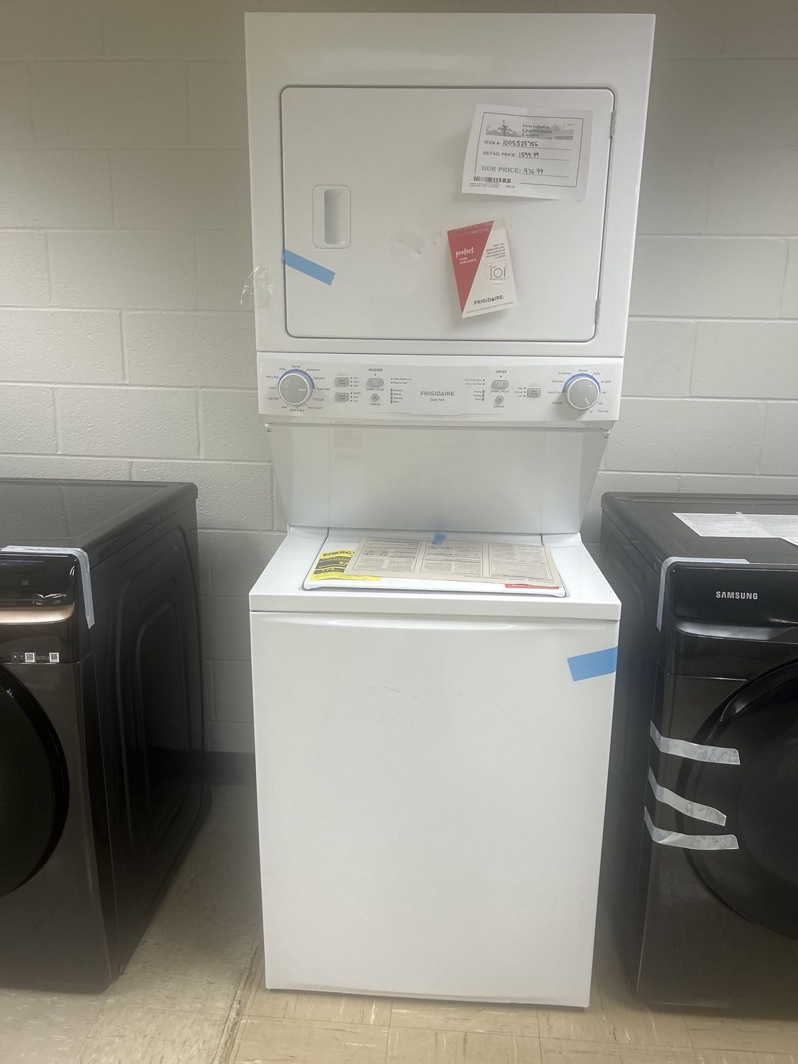 Frigidaire FLCE7522AW 27 inch Electric Laundry Center