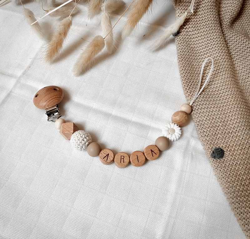 Schnullerkette Beige