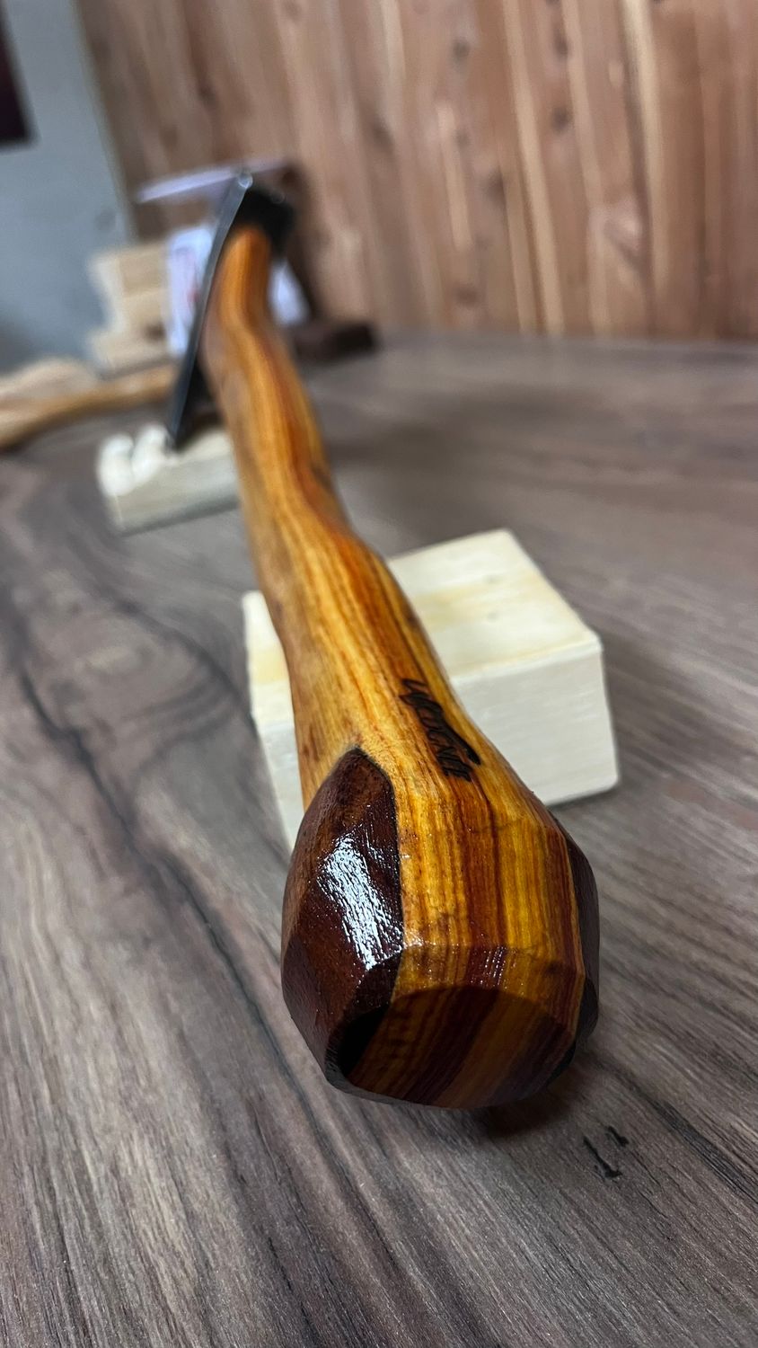 Axes and hafted tools restauration