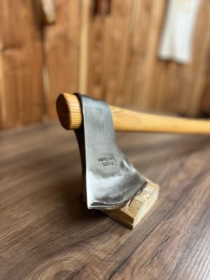 Small Verdugo felling ax №154C 1000g - Biscayne model