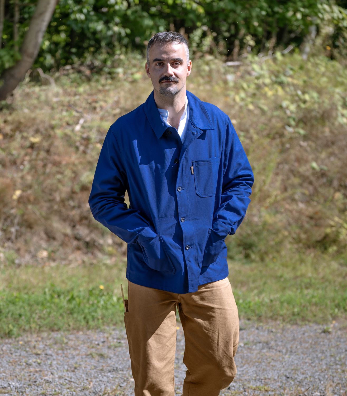 Model is 6'2'' and wears a size 4