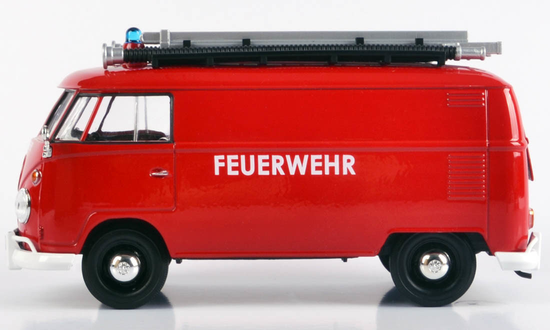 1.24 scale VW type 2 Delivery Fire Van With Ladder and Nozzle