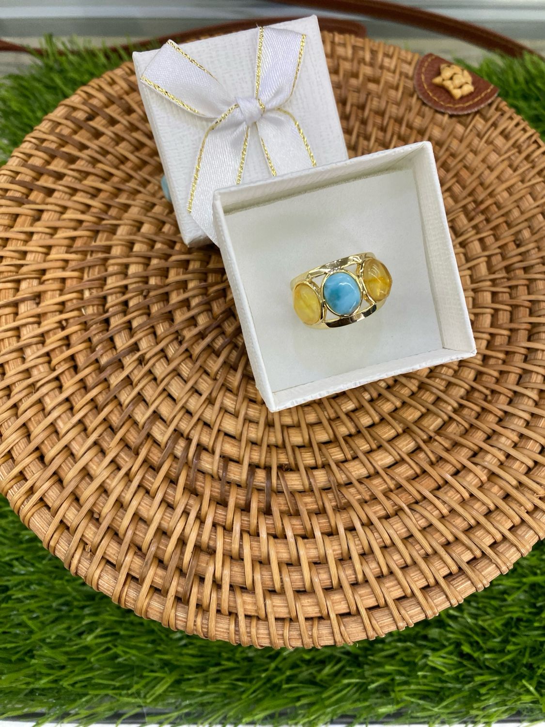 Anillo 3 piedras
