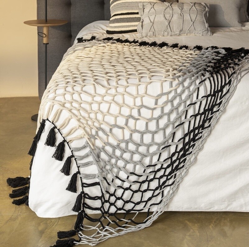 SHAWL TRAMA C BELOTAS