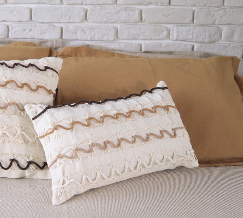CUSHION COVER LACINHOS 50X30