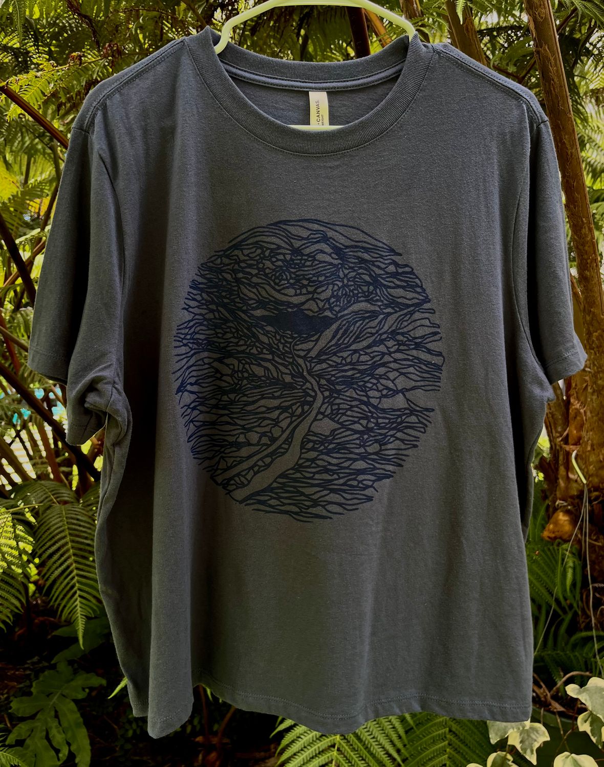 Kukaiau Cropped Women's T-shirt - Navy
