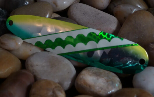 Finn 700 Green Dolphin Glow
