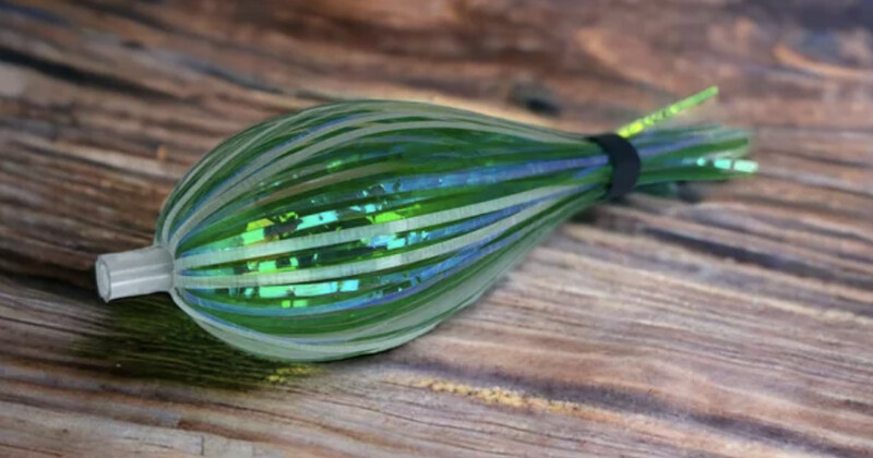 Wet Willy 4&quot; Fly 2pk Glow Scotty Doesn&#39;t Know