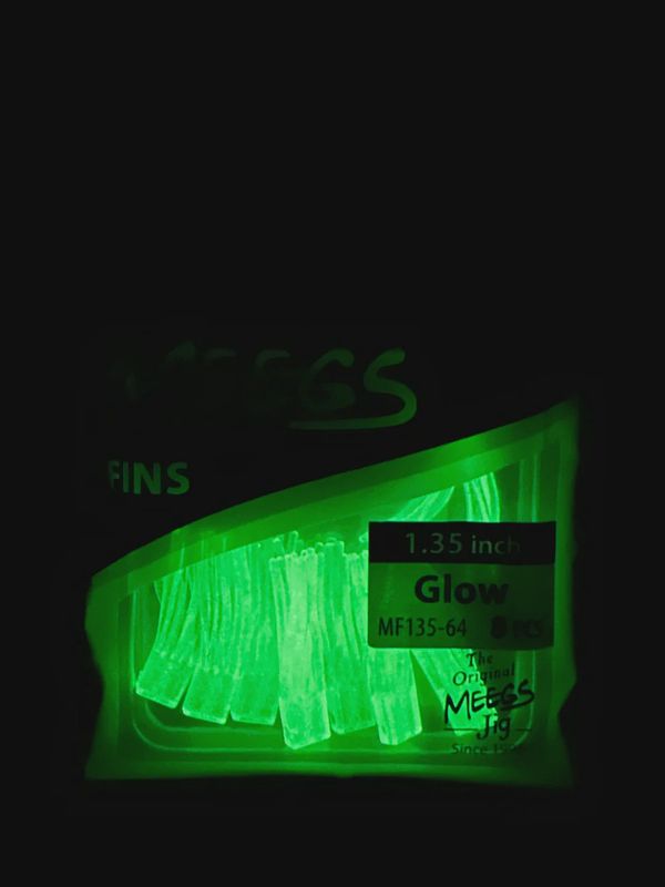 Meegs Fins Regular 1.35&quot; 8pk Glow