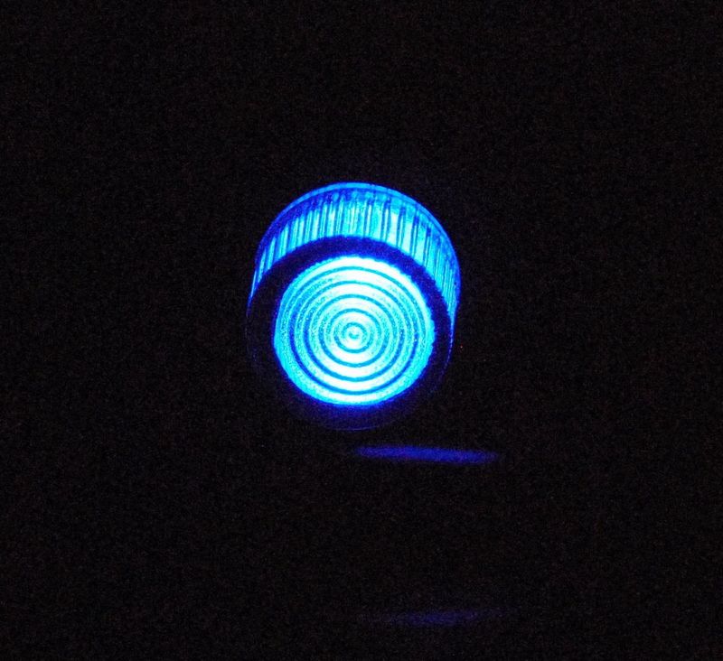 Night Star Tip Up Light Flashing Blue